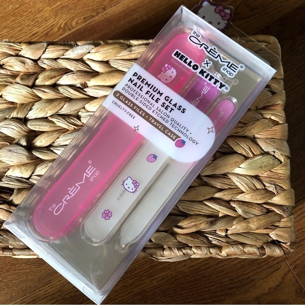 The Creme Shop x Hello Kitty: Premium Glass Nail File Set